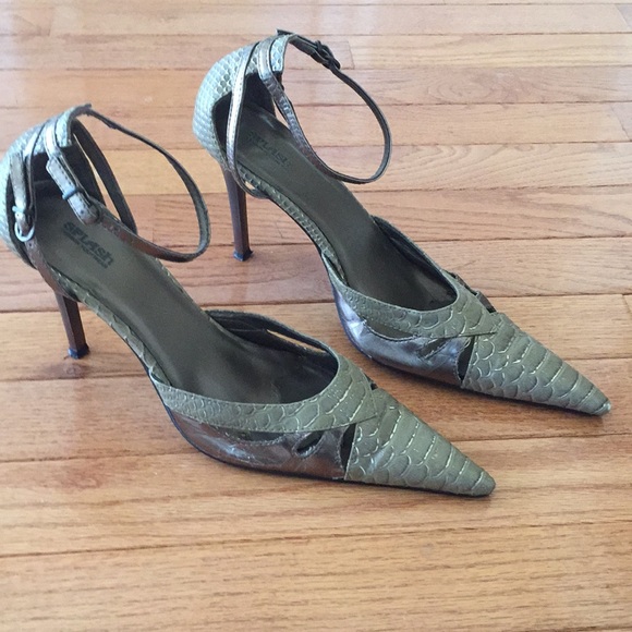 💥Snake print pointed toe heels💥 - Picture 2 of 4